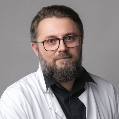 dr n. med. Łukasz Głogowski - Specjalista Onkologii Klinicznej